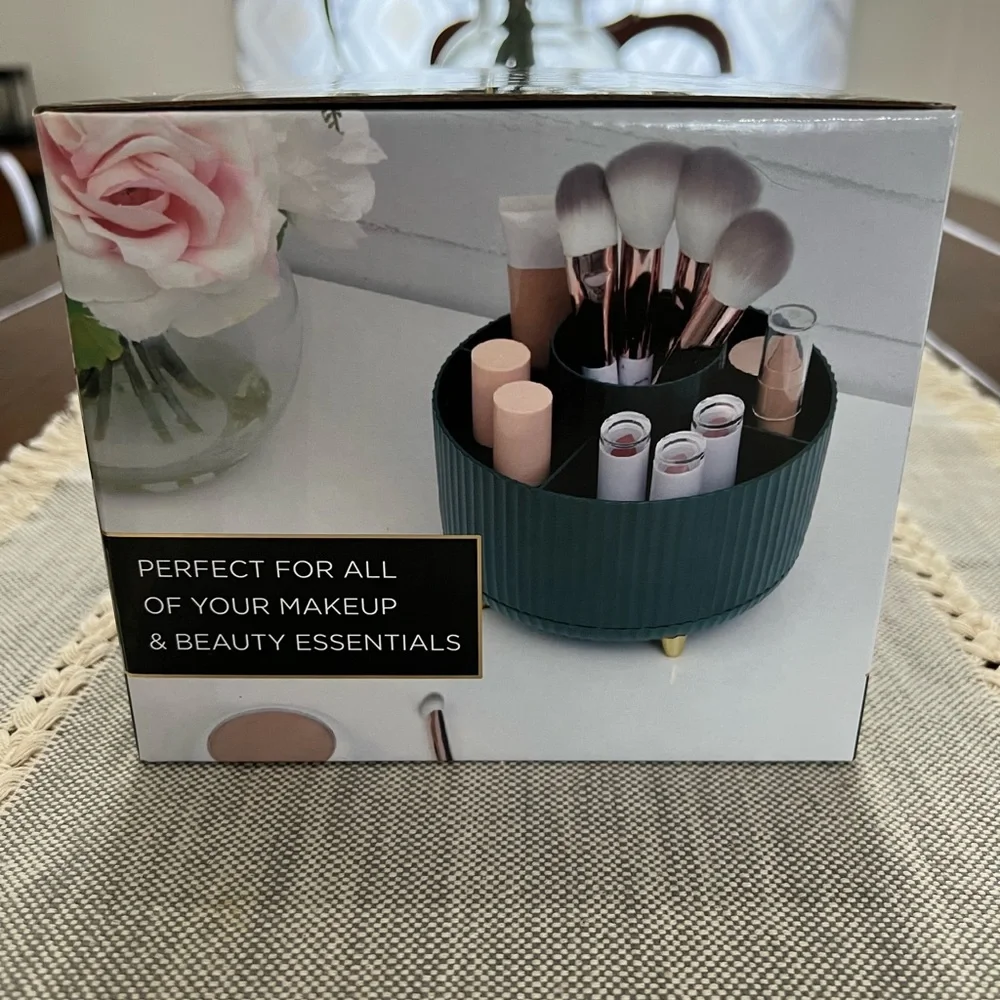 NEW (1) Rotating Beauty Organizer Makeup Brushes Caddy Lipstick Mascara Green 6”